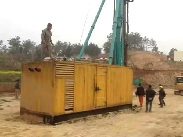 武陵如何判断水冷式机油散热器密封件是否需要更换？